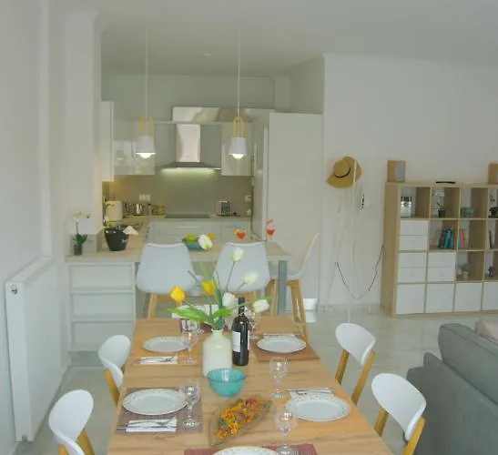 New Big Modern Center * Ханья